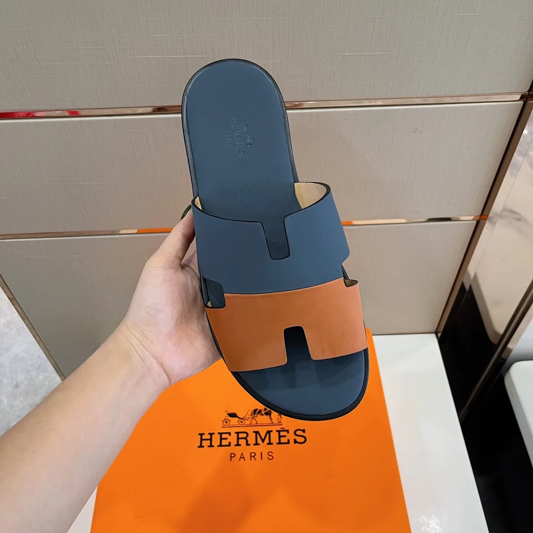 Hermes Izmir Sandals Dark Blue/ Brown - Image 5