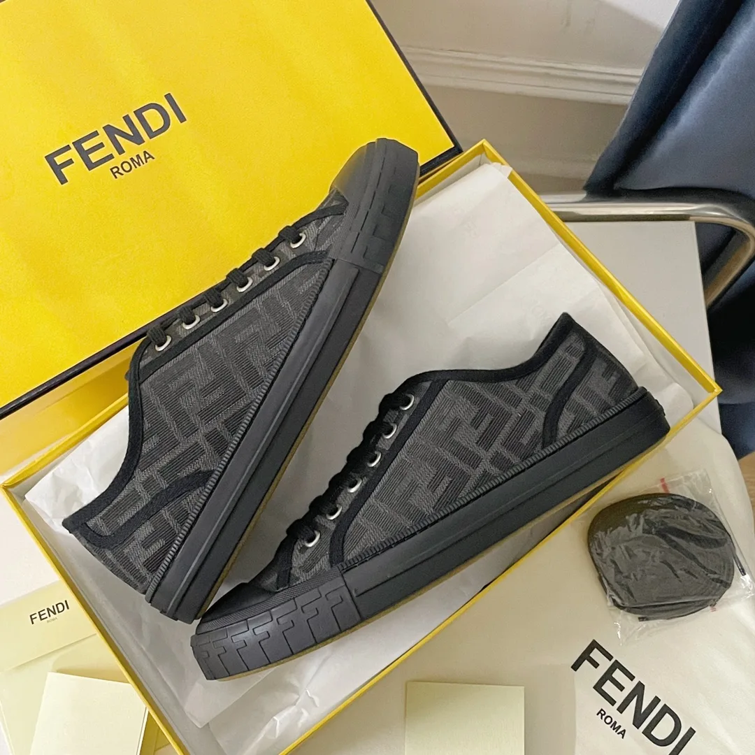 Fendi Domino Black FF Fabric Low-Tops - Image 3