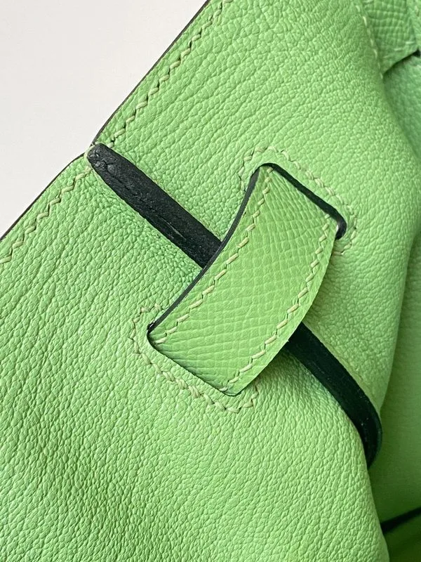 Hermes Birkin Top Handle Bag / Nata Swift Green Silver Hardware - Image 5