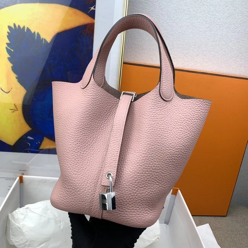 Hermes Picotin Lock 18 Bag Light Pink With Silver-Toned Hardware - Image 4