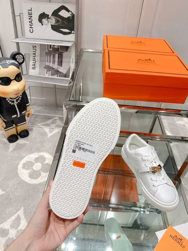 Alternative view of Hermes Day Sneaker White