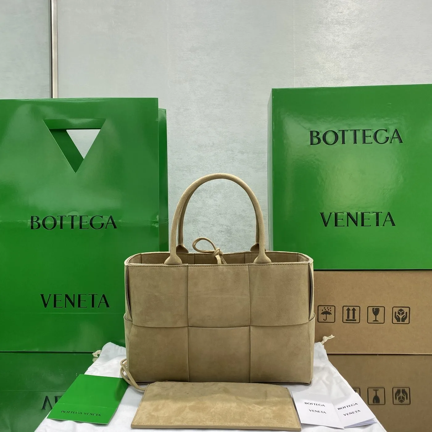 Bottega Veneta Small Arco Tote Bag Brown