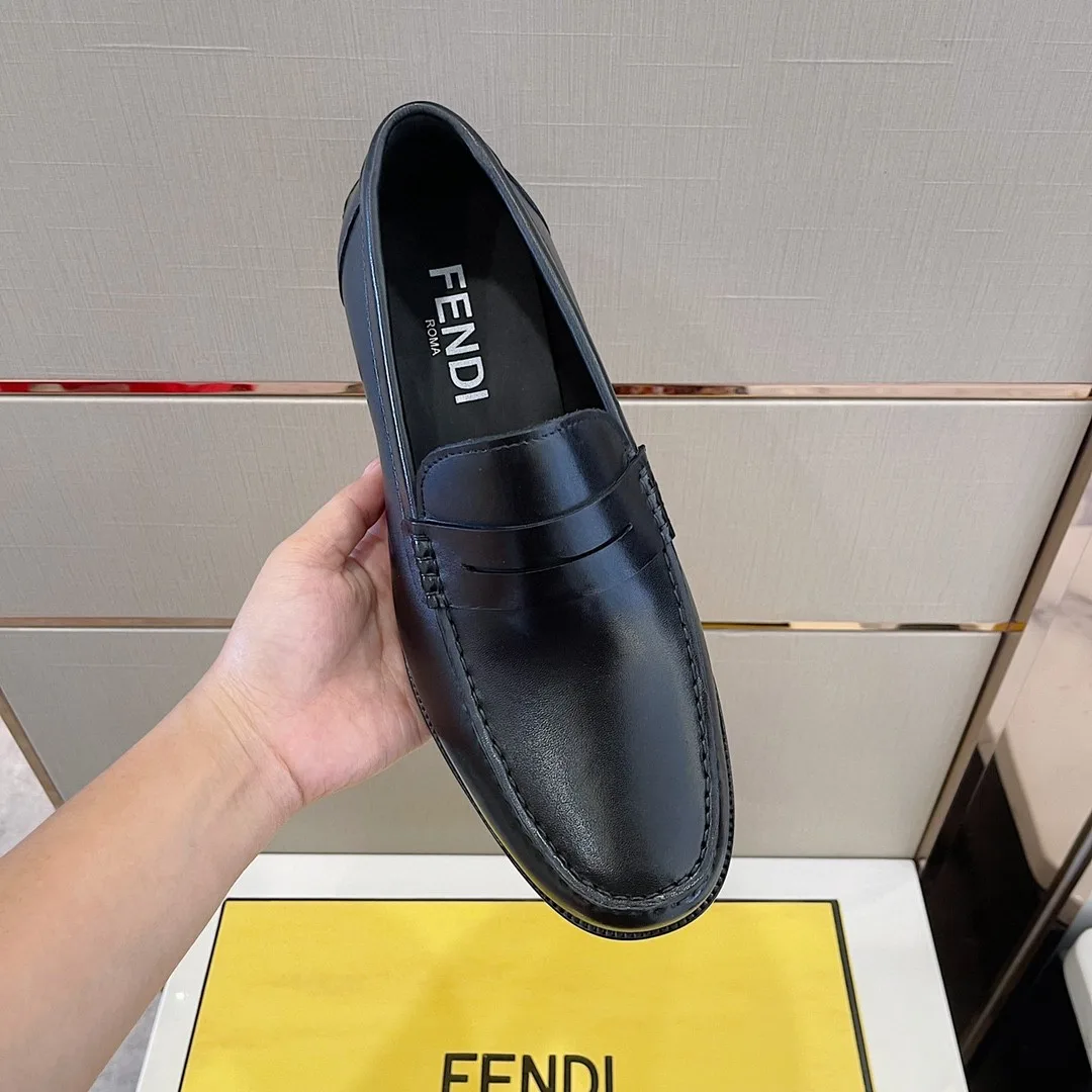 Fendi Force Matte Black Loafers - Image 9