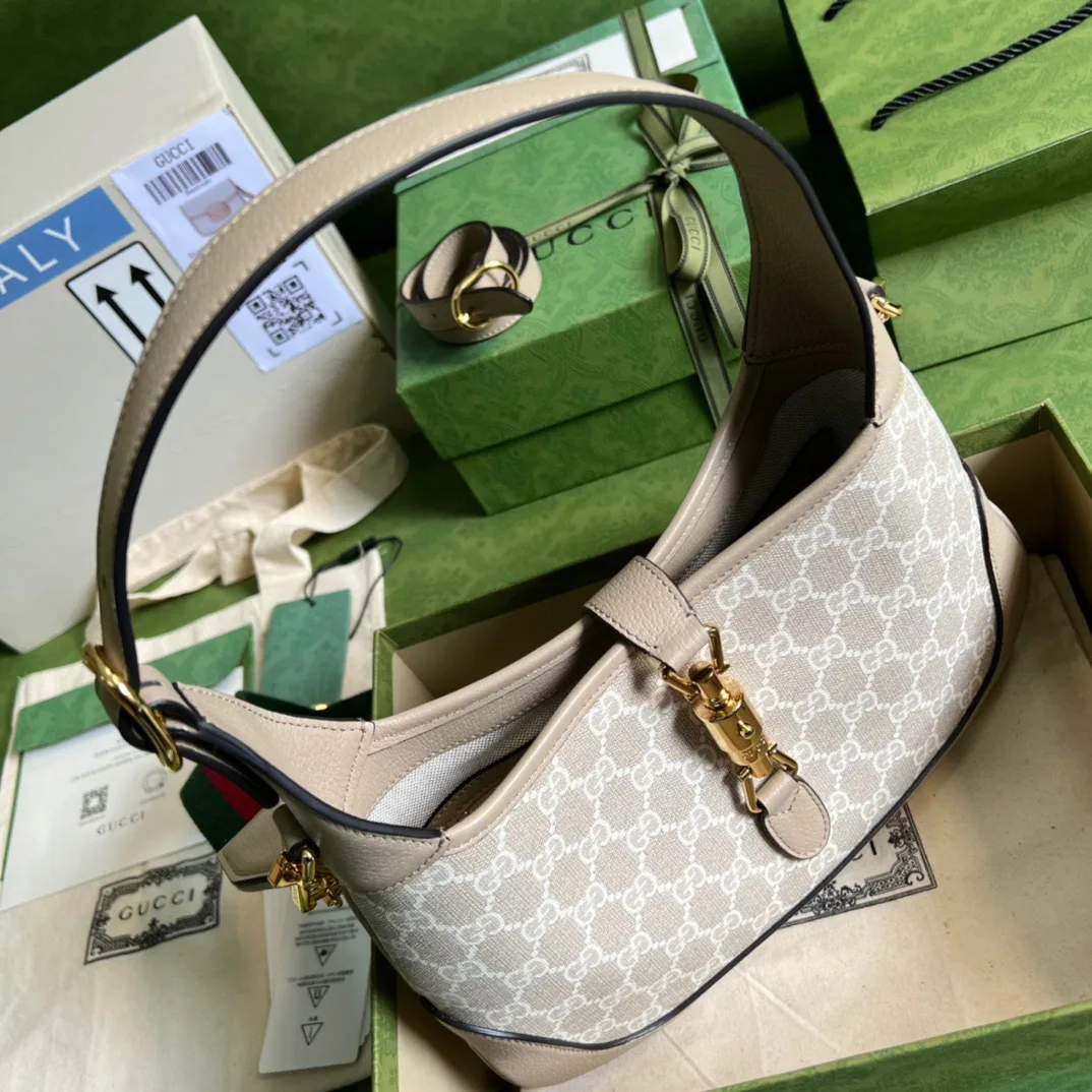 Gucci Jackie 1961 Small GG Shoulder Bag Beige - Image 3
