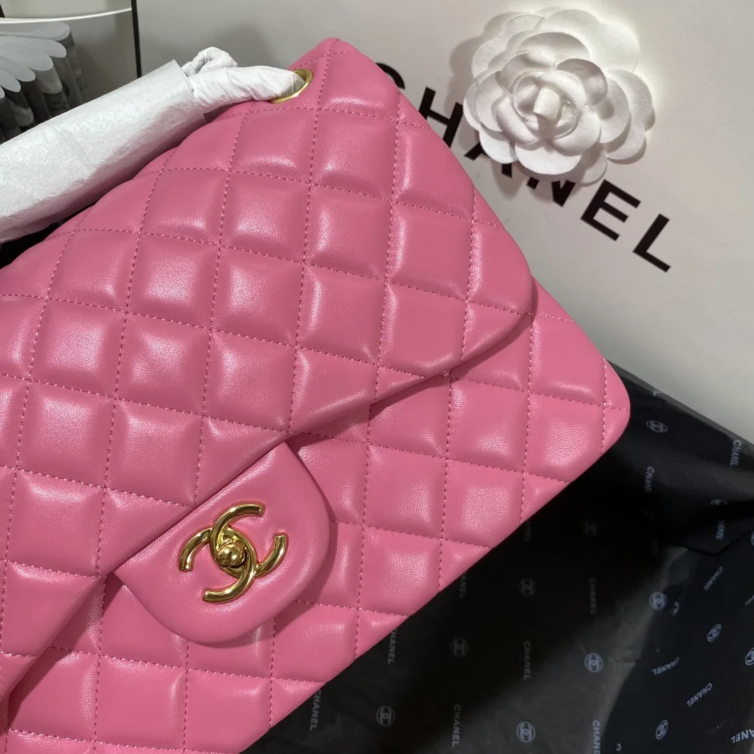 Chanel Classic Flap Bag Large Crossbody / Pink Gold Hardware - Image 3