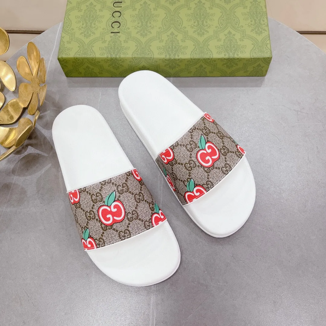 Gucci Women’s GG
