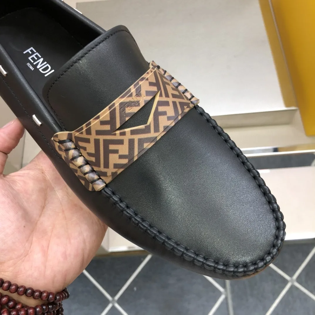 Fendi Force Black Loafers 7D1473 - Image 7