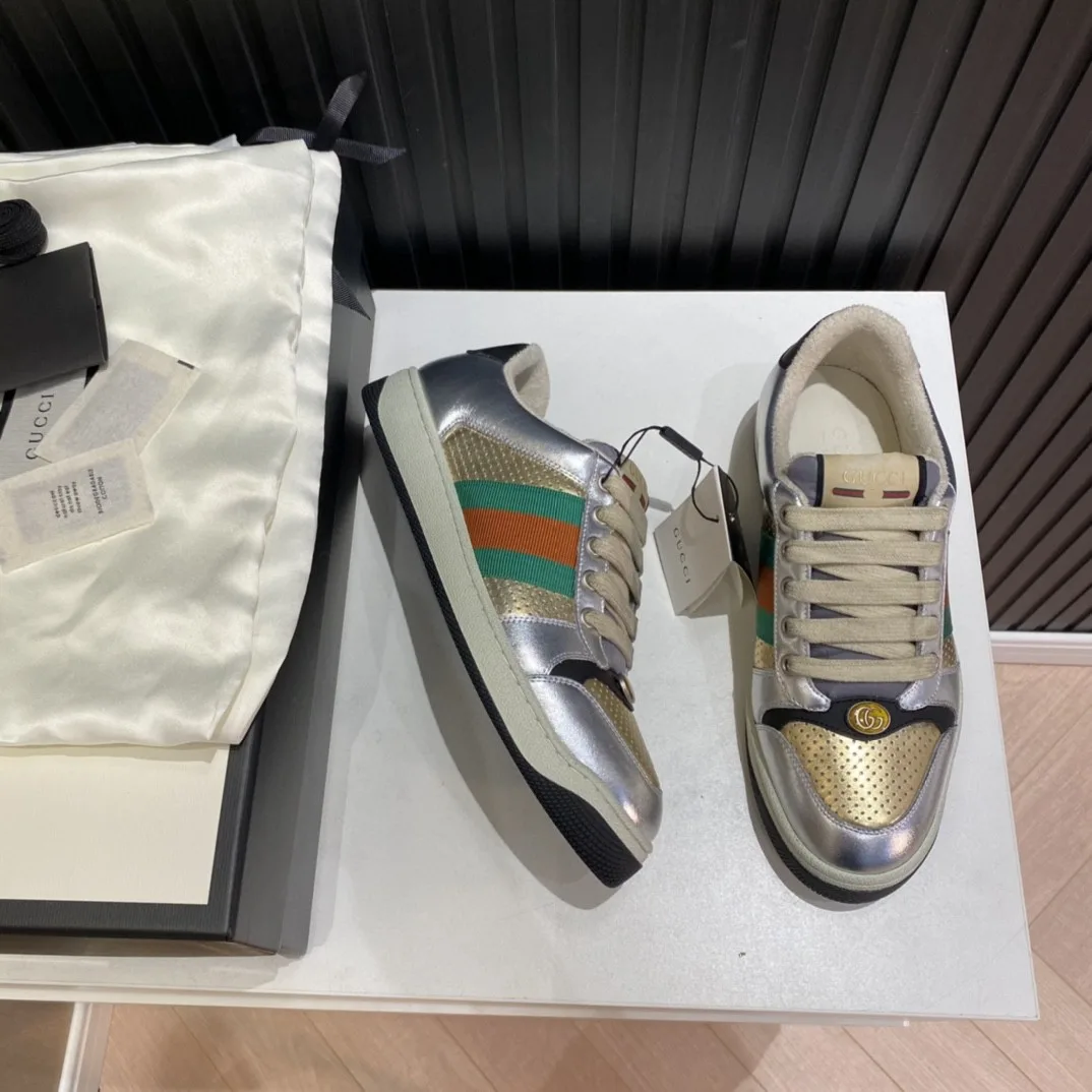Gucci Men’s Screener Low Top Sneakers Silver Gold - Image 4