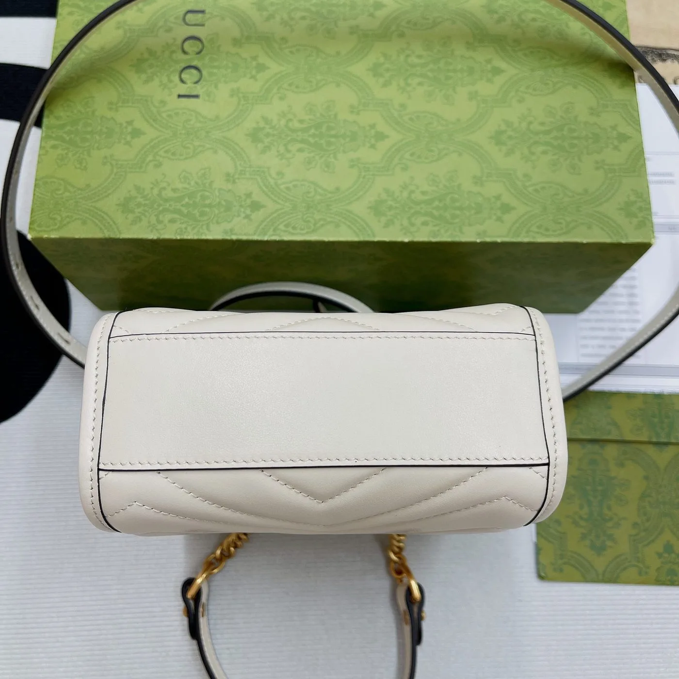 Gucci Marmont Matelasse Mini Bag White - Image 3