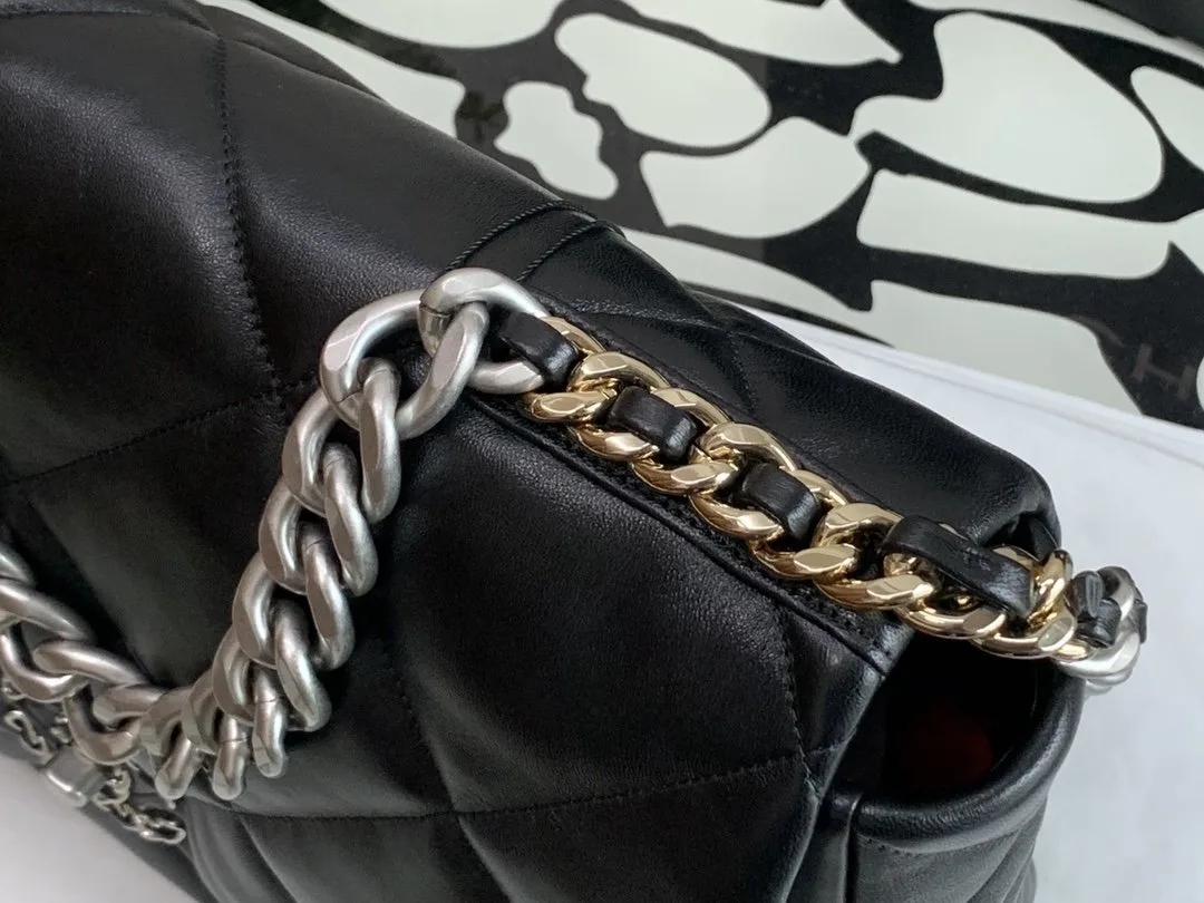 Chanel 19 Maxi Crossbody Bag / Black Silver Hardware - Image 8