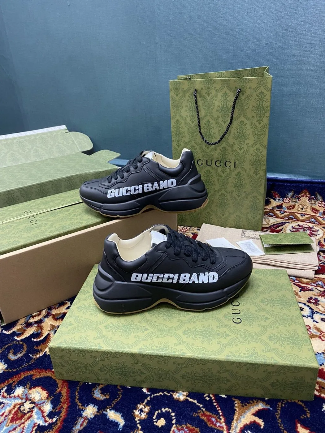 Gucci Men’s Rhyton Sneakers With Gucci Band Black - Image 3