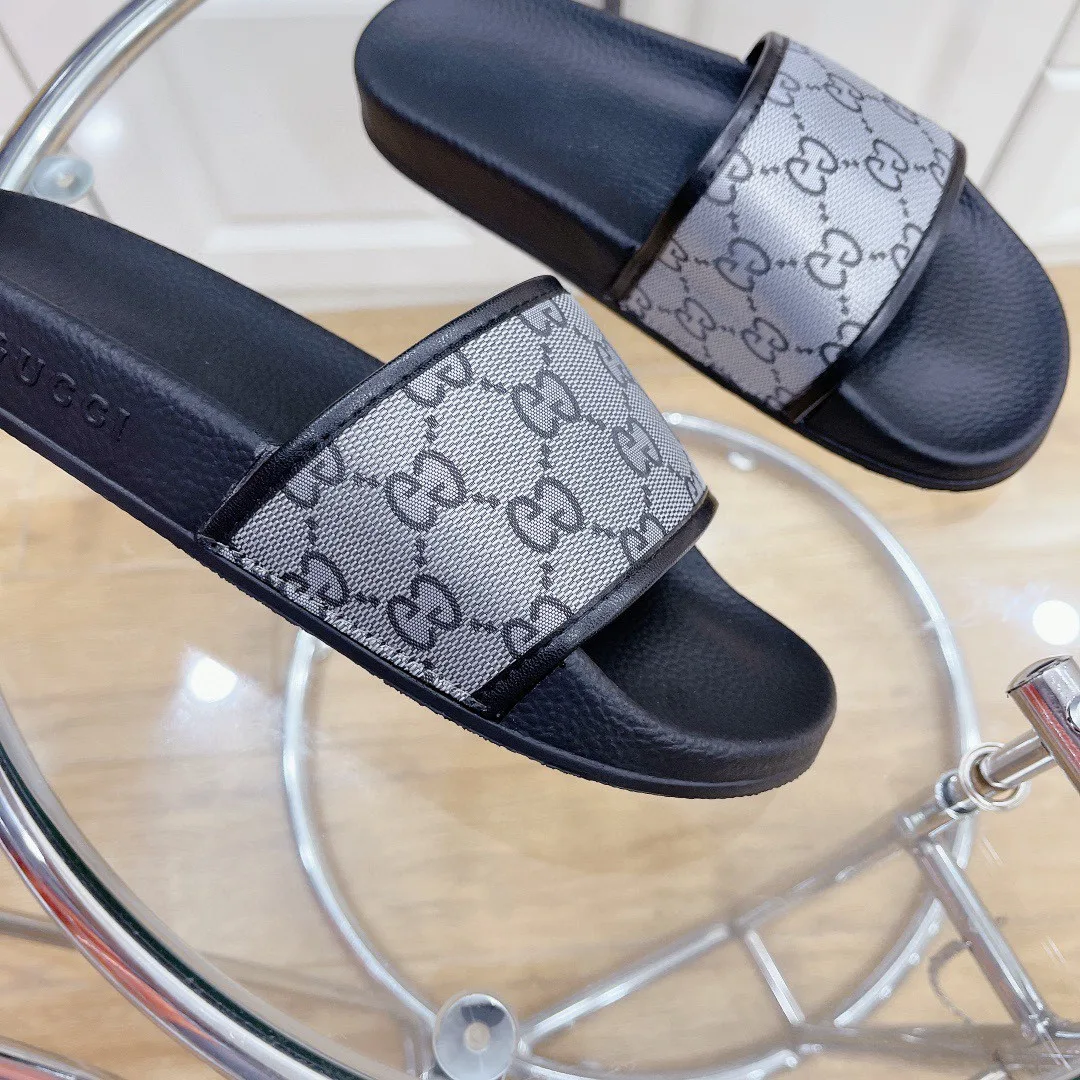 Gucci Women’s GG Slide Sandal Black And Gray - Image 4