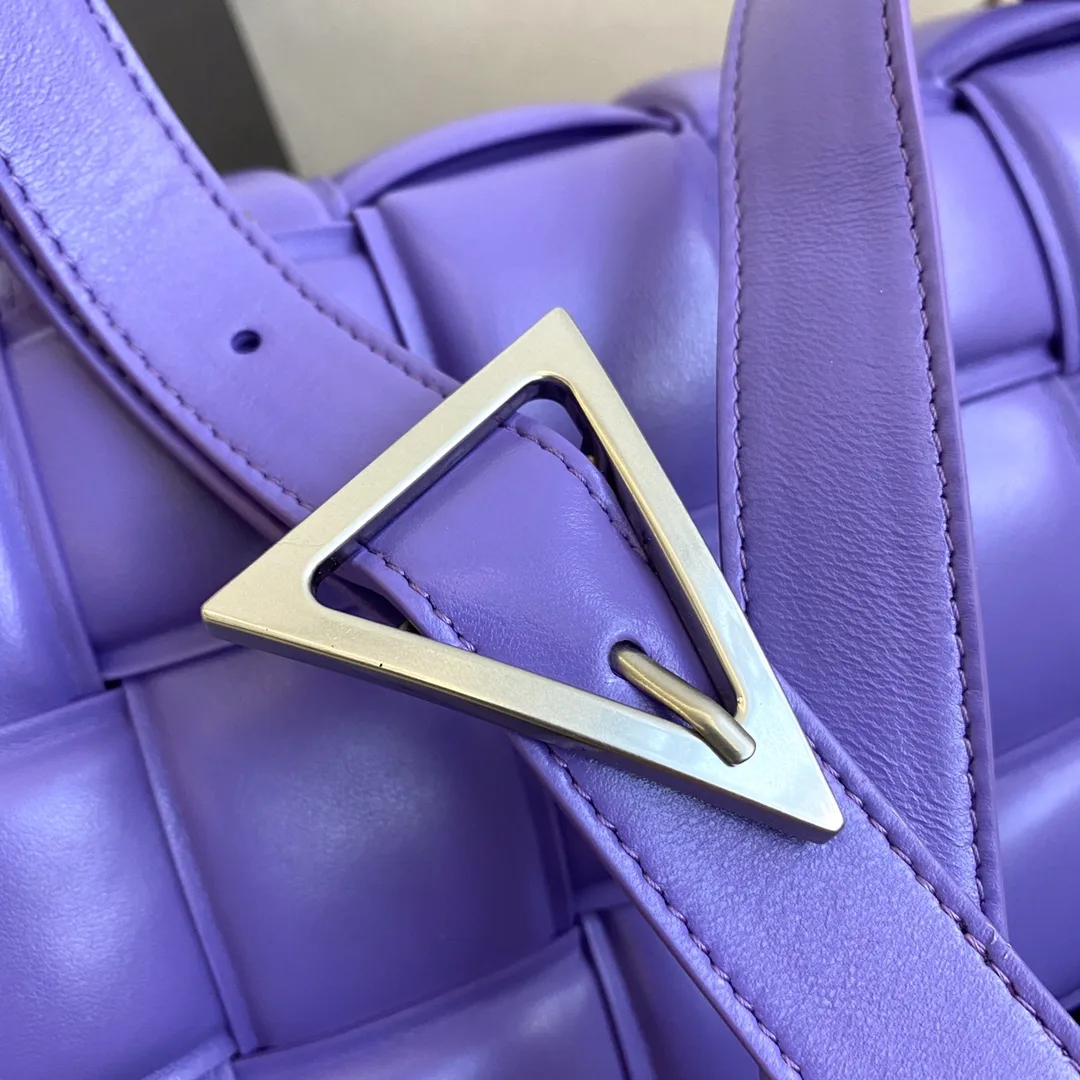 Bottega Veneta Padded Cassette Bag / In Violet - Image 5