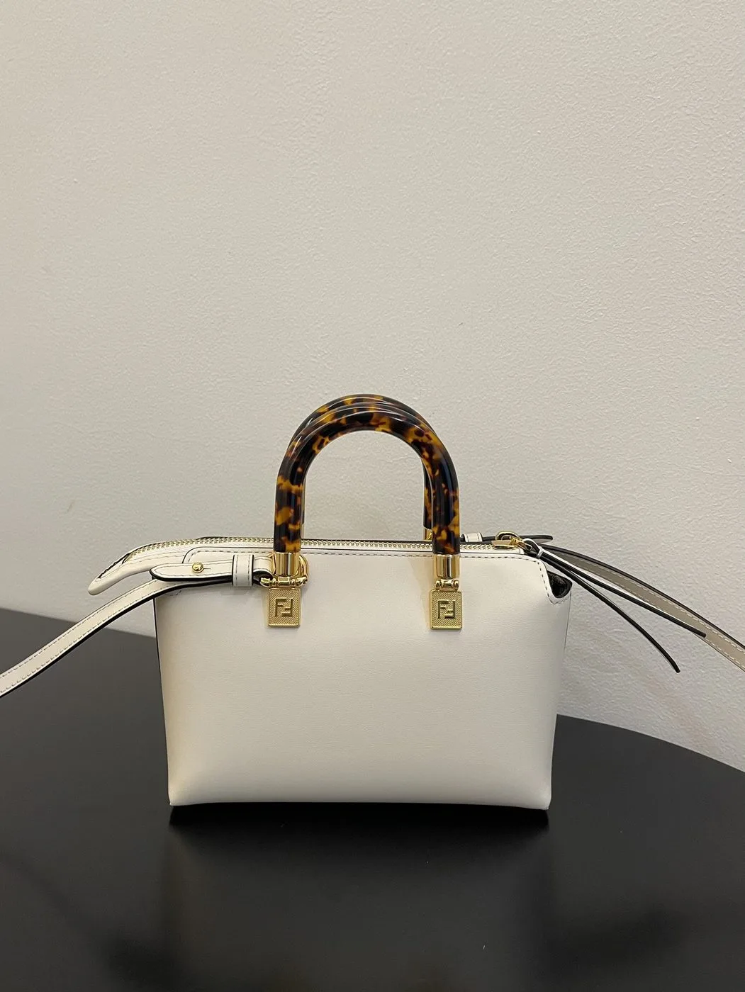 Fendi By The Way White Mini Bag For Woman / - Image 5