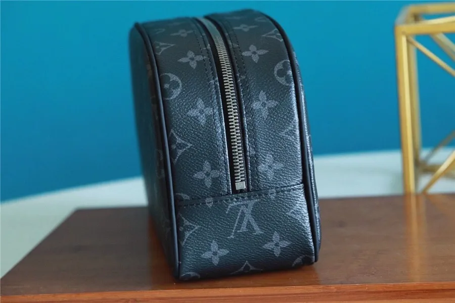 Louis Vuitton Cosmetic Pouch Monogram Eclipse - Image 4