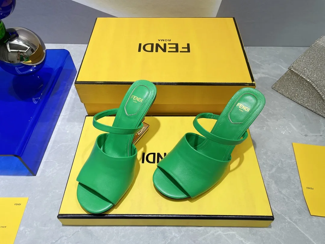 Fendi First Green High-Heeled Sandals - Image 3