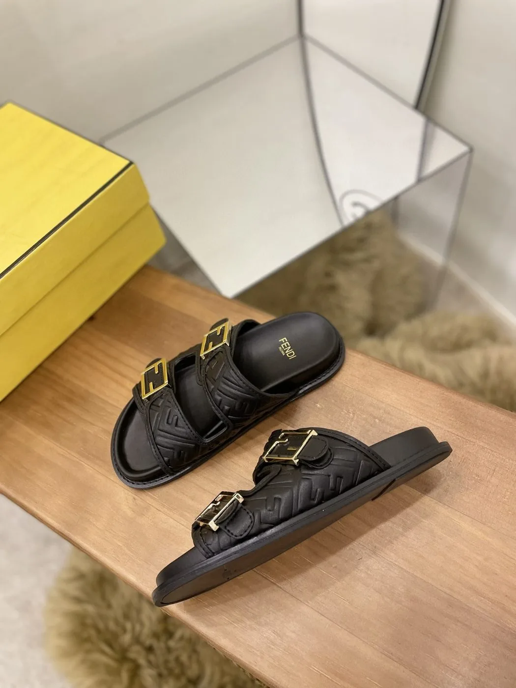 Fendi Feel Slides Black - Image 4