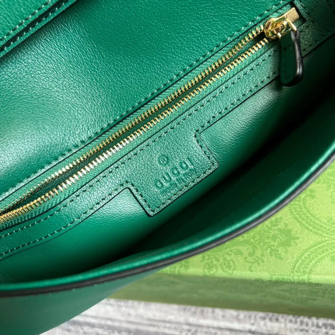 Gucci Blondie Medium Shoulder Bag / Green Gold Hardware - Image 9