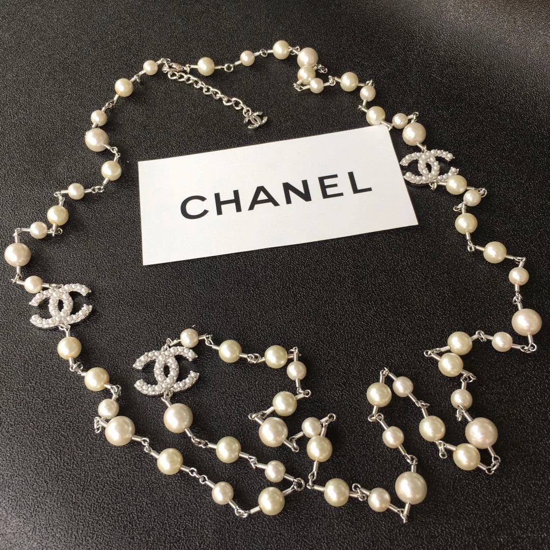 Alternative view of Chanel Double-CC Pearl Long Necklace Silver Hardware