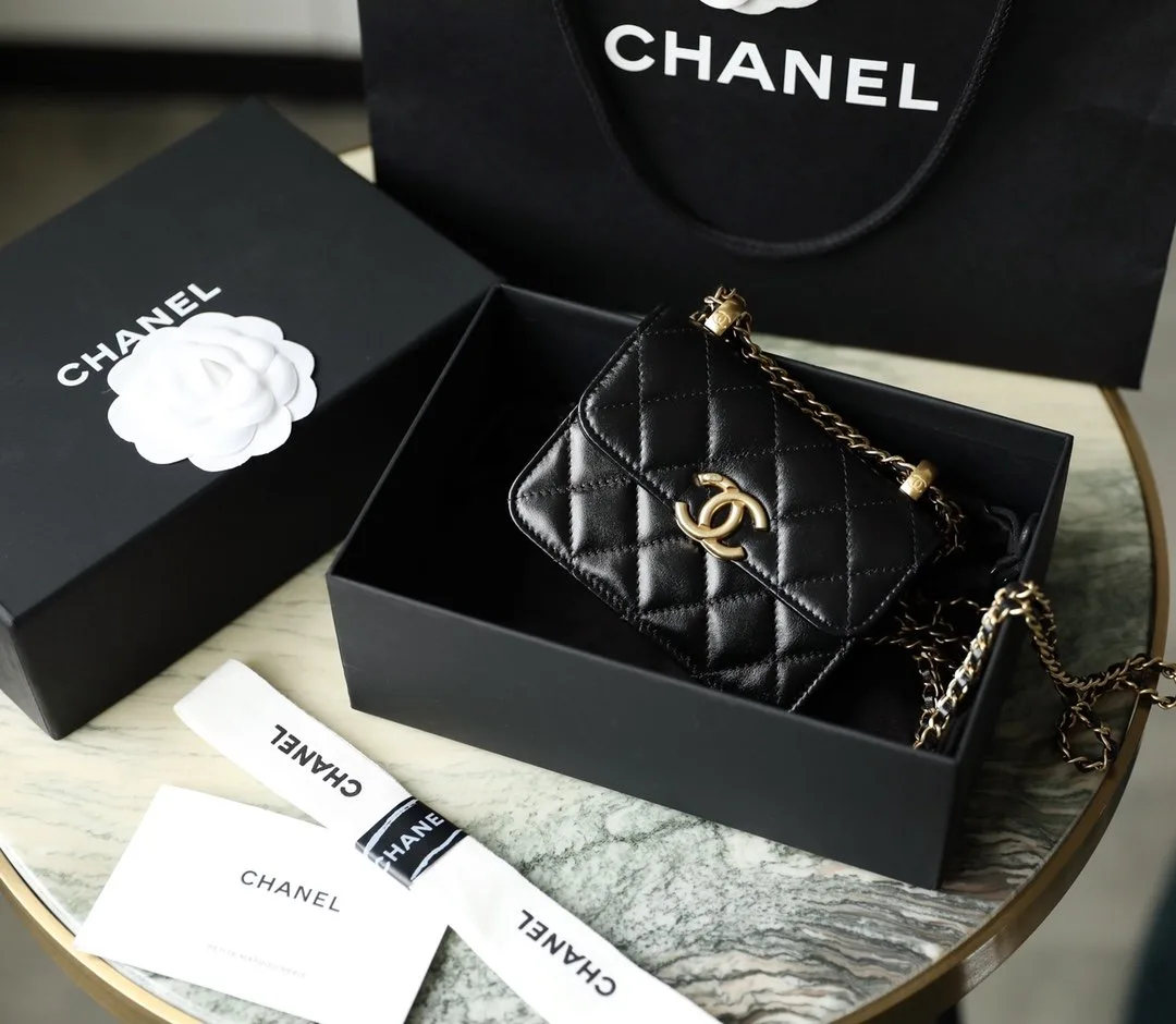 Chanel CO-CO Boy Chanel Zipped Coin Purse / Gold Toned Hardware Pink - Image 8
