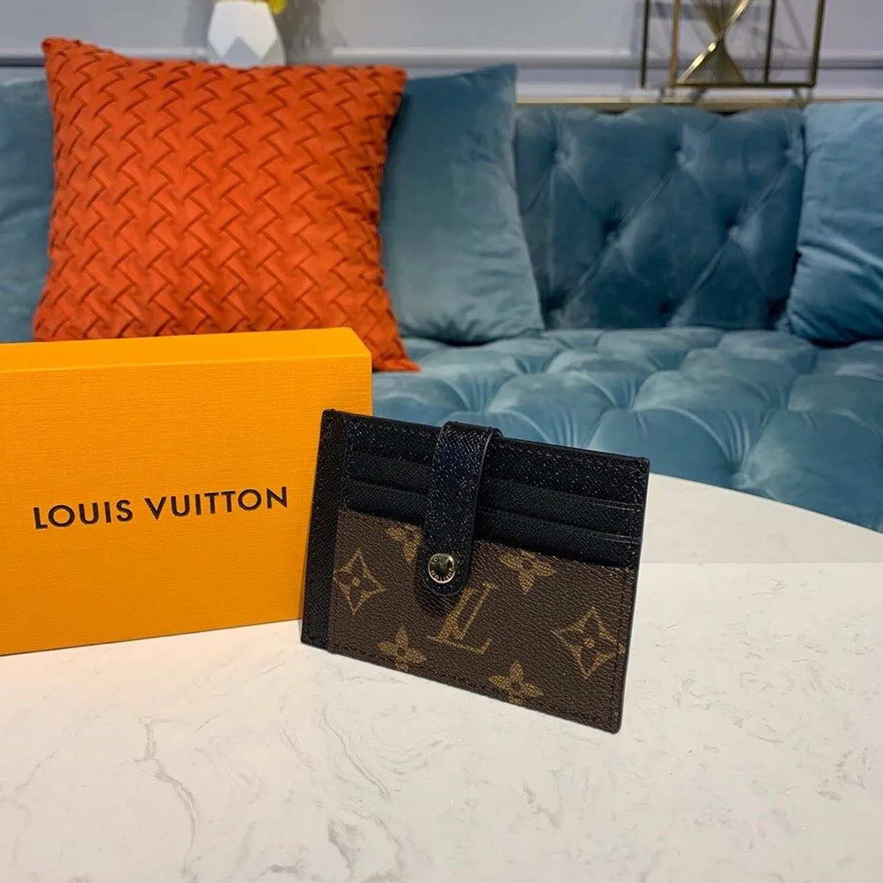 Louis Vuitton Wallet - Image 5