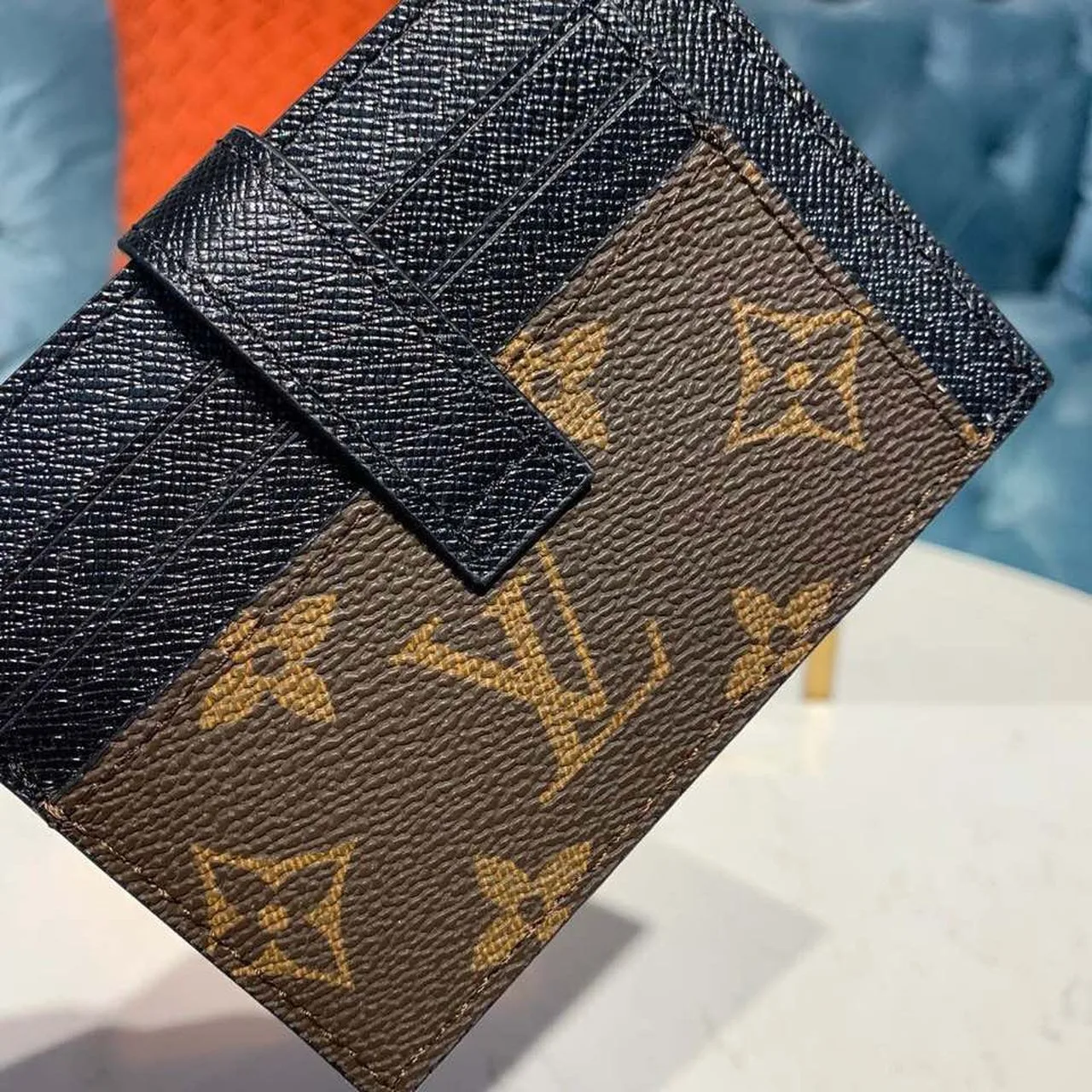 Louis Vuitton Wallet - Image 7