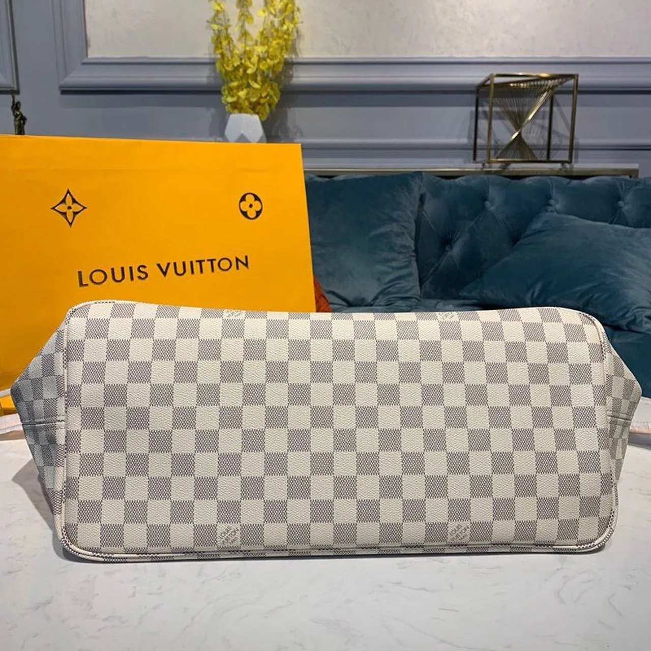 Louis Vuitton Neverfull GM Tote Bag / Rose Ballerine Pink Damier Azur Gold Hardware - Image 6