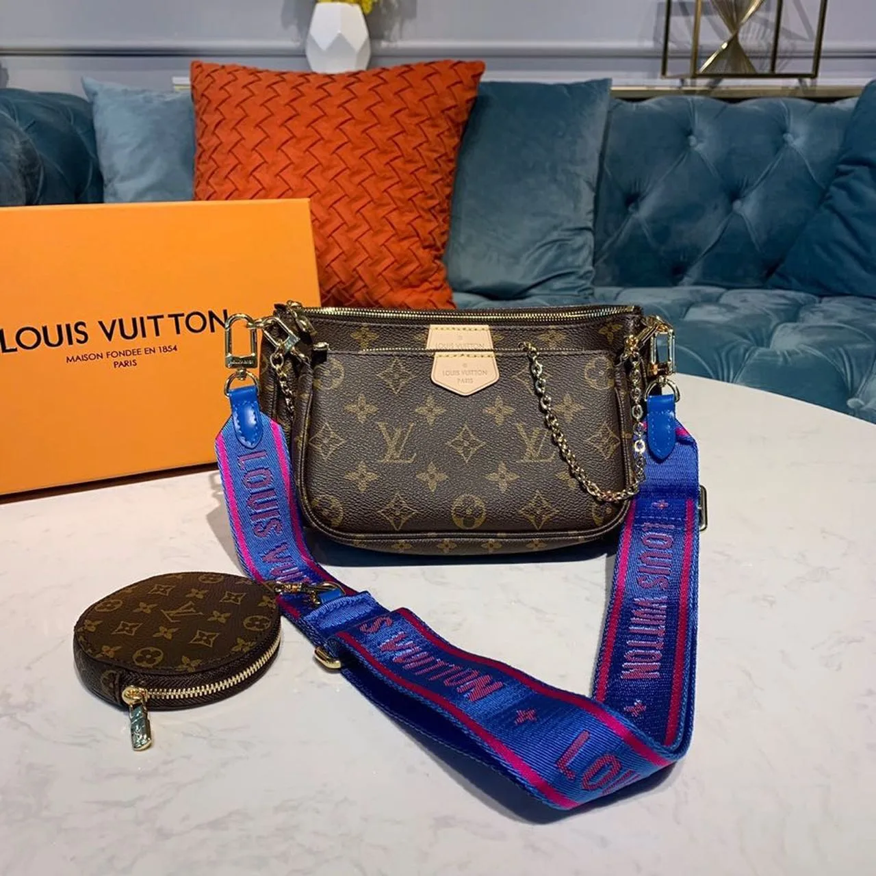 Louis Vuitton Multi Pochette Accessoire Shoulder Bag / Blue Monogram Canvas Gold Hardware - Image 3