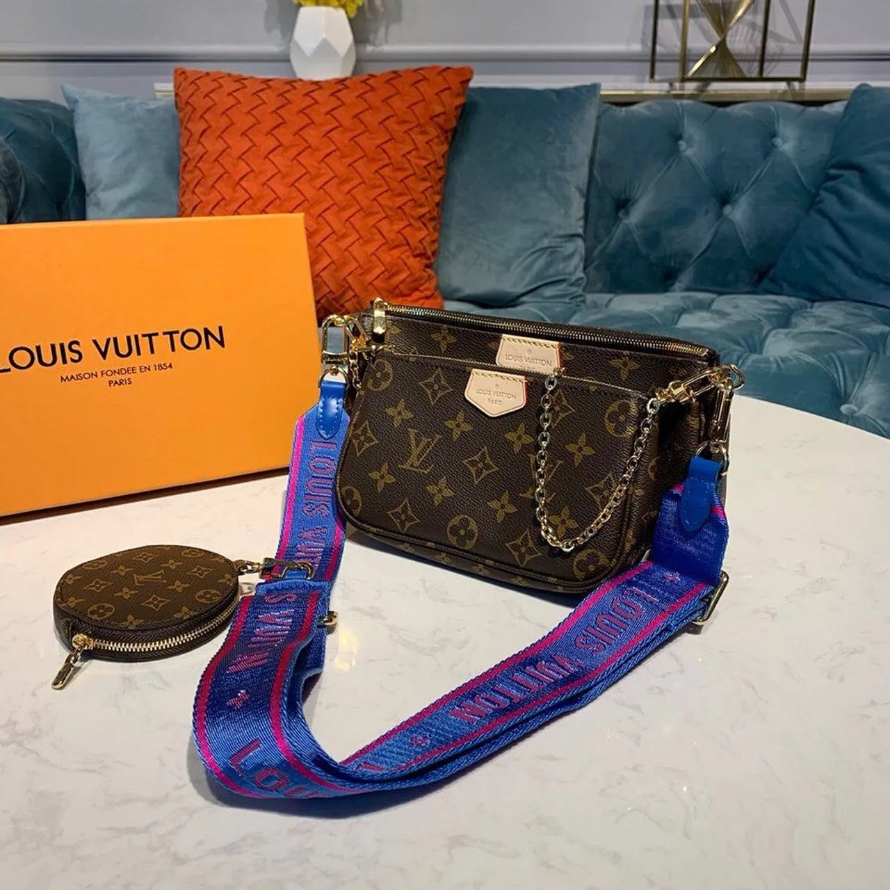 Louis Vuitton Multi Pochette Accessoire Shoulder Bag / Blue Monogram Canvas Gold Hardware - Image 4