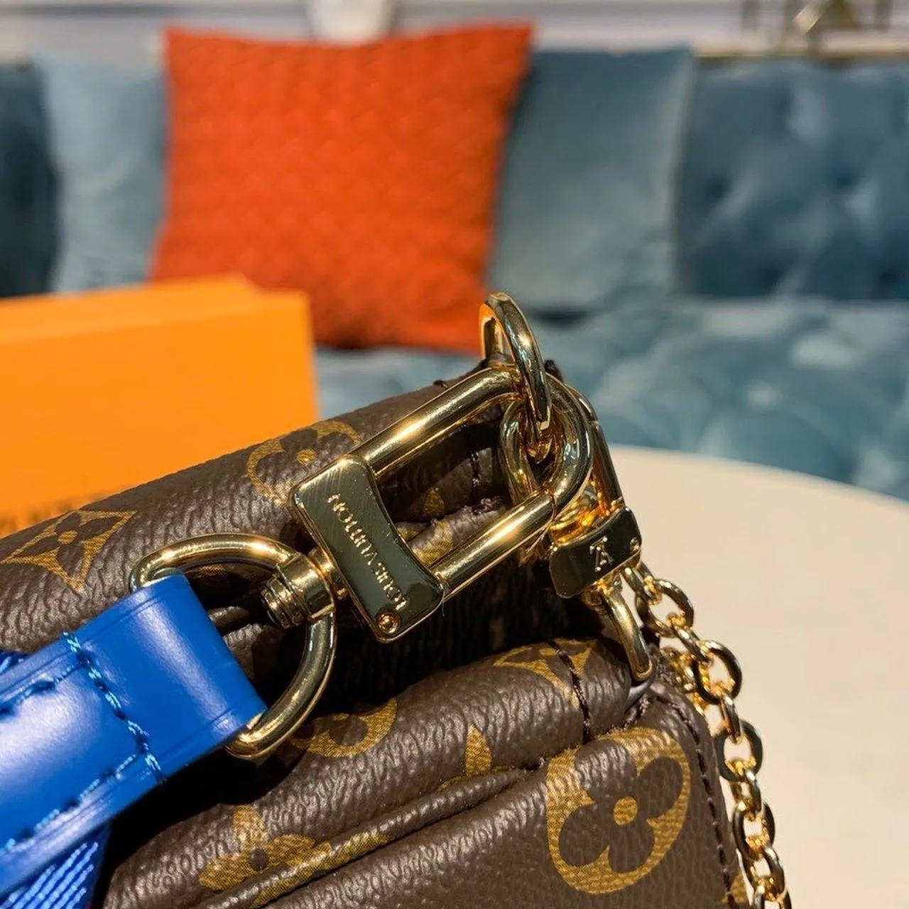 Louis Vuitton Multi Pochette Accessoire Shoulder Bag / Blue Monogram Canvas Gold Hardware - Image 8