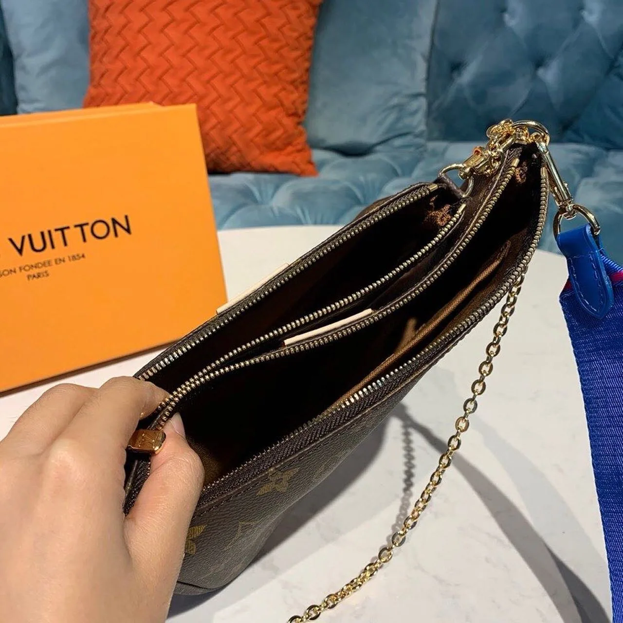 Louis Vuitton Multi Pochette Accessoire Shoulder Bag / Blue Monogram Canvas Gold Hardware - Image 7