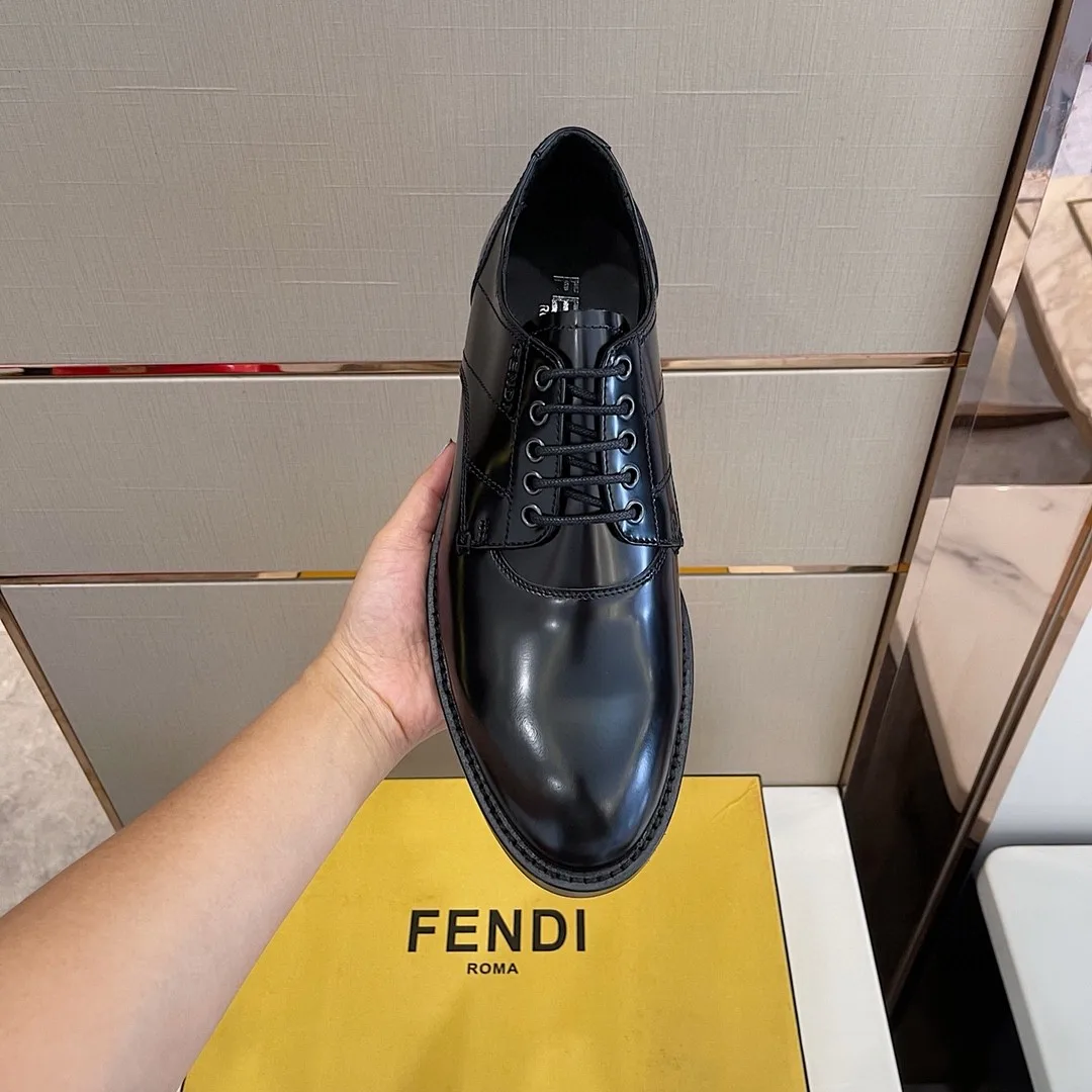 Fendi Force Shiny Black Shoes - Image 4