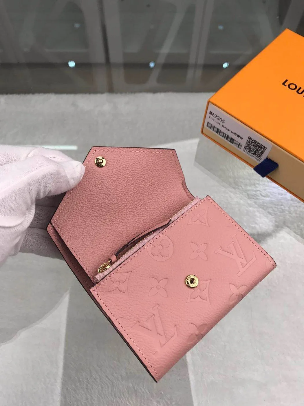 Louis Vuitton Victorine Wallet Monogram Empreinte Pink - Image 7