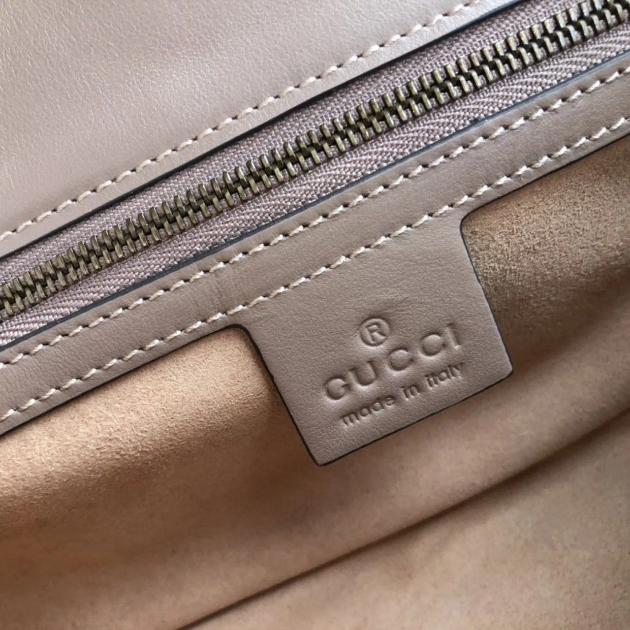 Gucci GG Marmont Matelassé Shoulder Bag Dusty Pink Matelassé Chevron / - Image 4