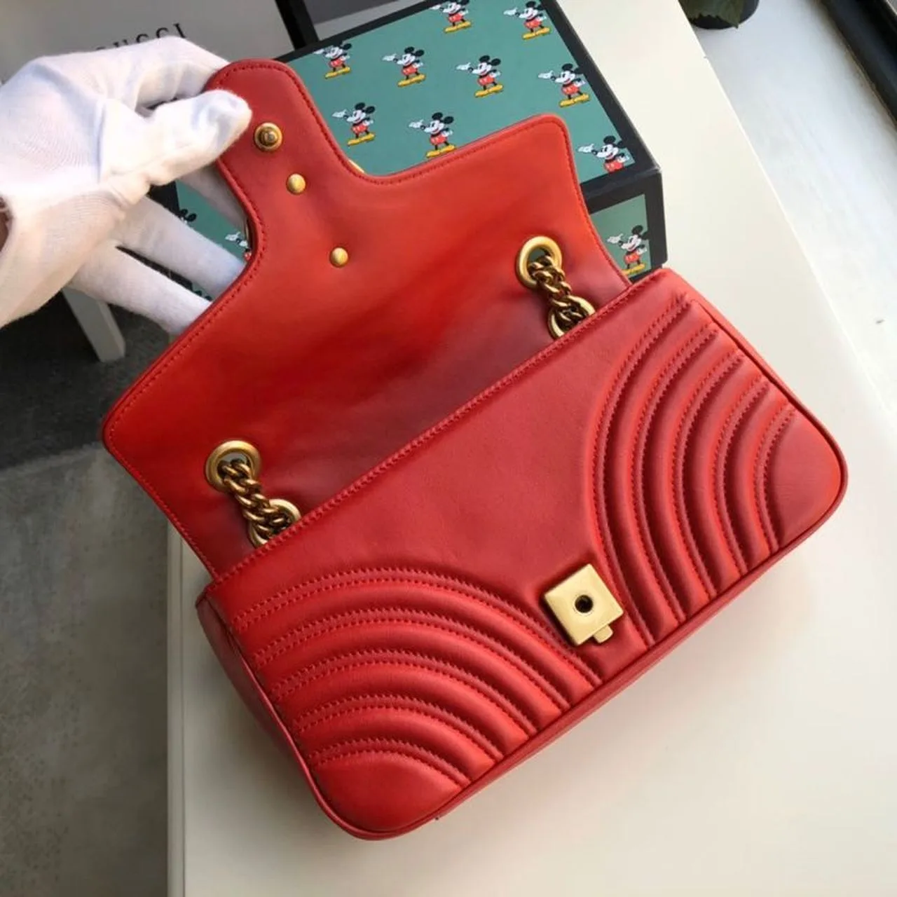Gucci Marmont Small Matelassé Shoulder Bag Hibiscus Red Matelassé Chevron / GG - Image 8