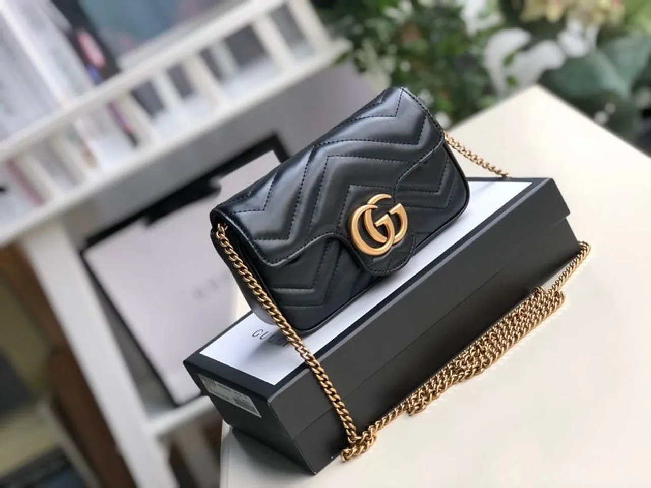 Gucci Marmont Matelassé Super Mini Bag Dusty Black Chevron / - Image 4