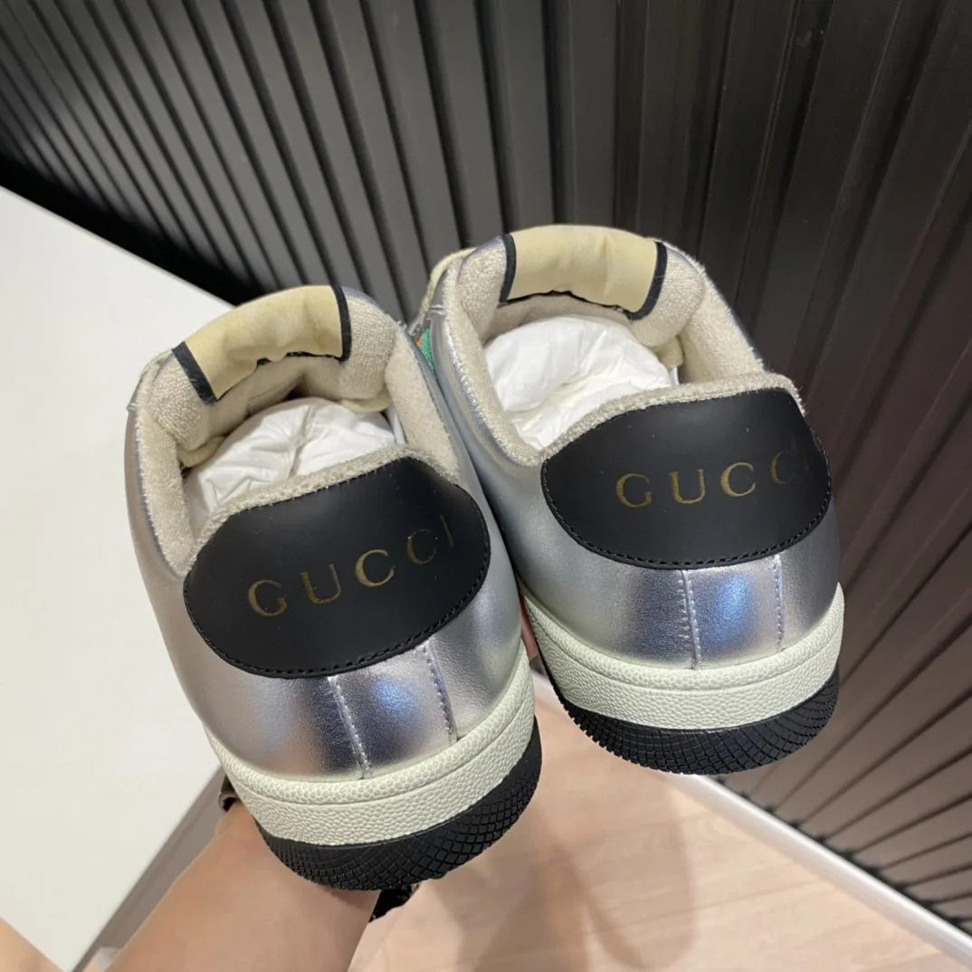 Gucci Men’s Screener Low Top Sneakers Silver Gold - Image 3
