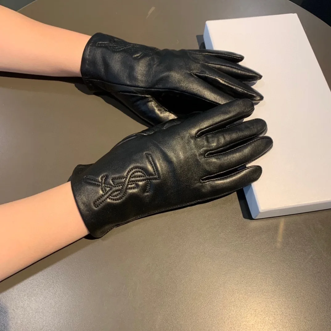 Saint Laurent Gloves In Black - Image 5