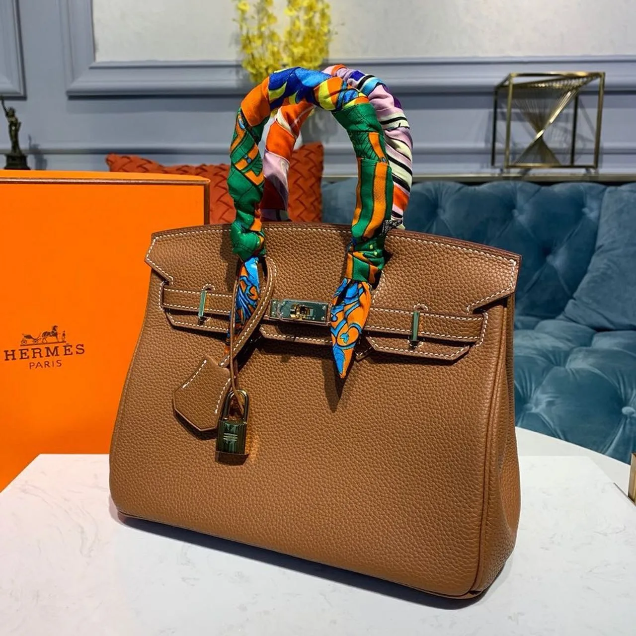 Hermes Birkin Top Handle Bag / White Semi Handstitched Gold Hardware - Image 6