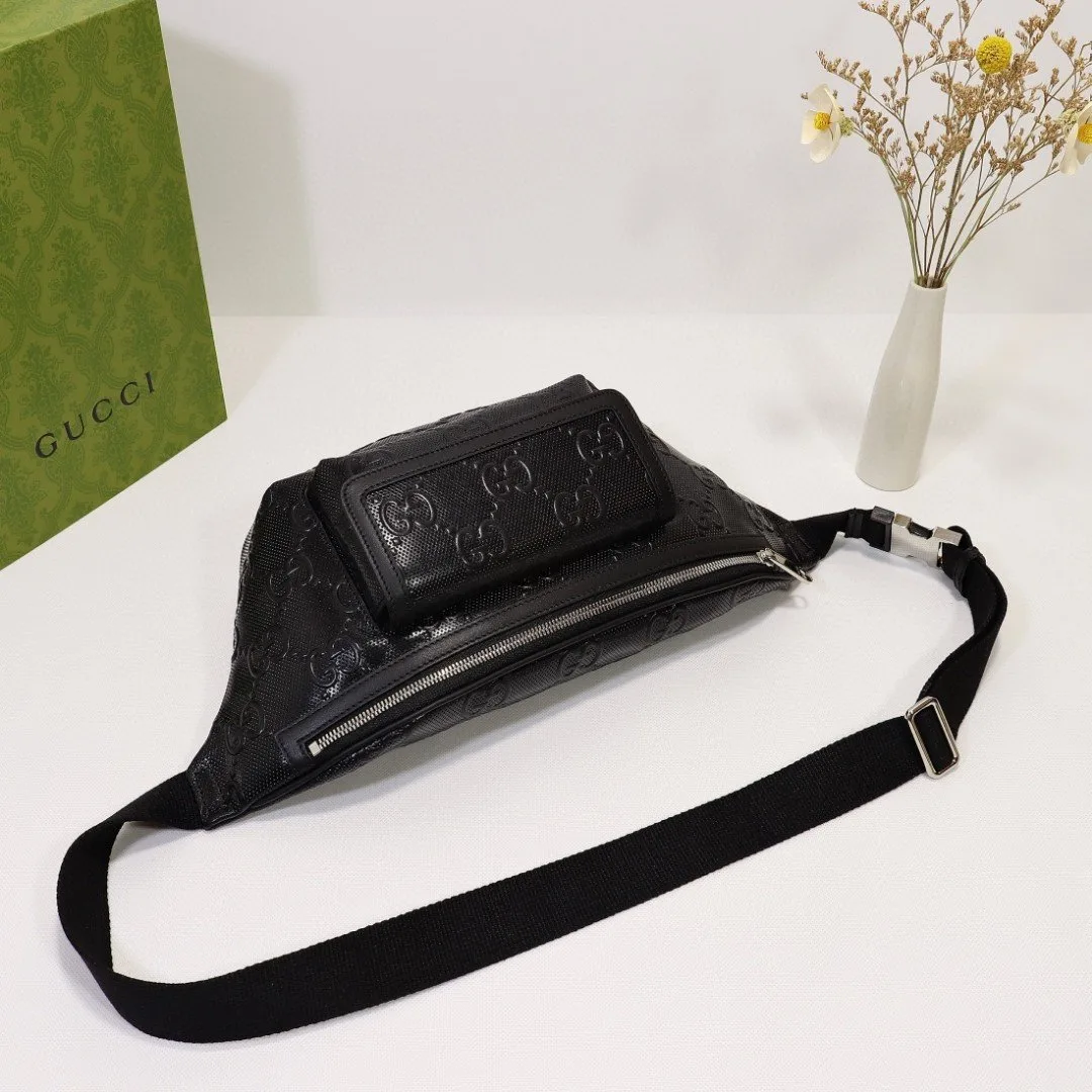 Gucci Embossed Belt Bag Black / - Image 9