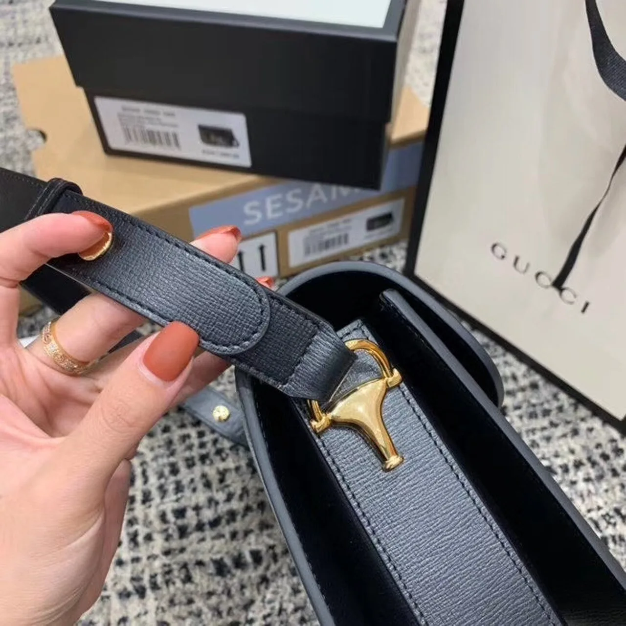 Gucci Horsebit 1955 Shoulder Bag Black Textured With A Vintage Effect / GG - Image 3