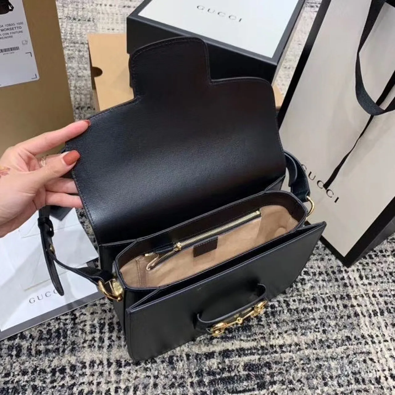 Gucci Horsebit 1955 Shoulder Bag Black Textured With A Vintage Effect / GG - Image 14