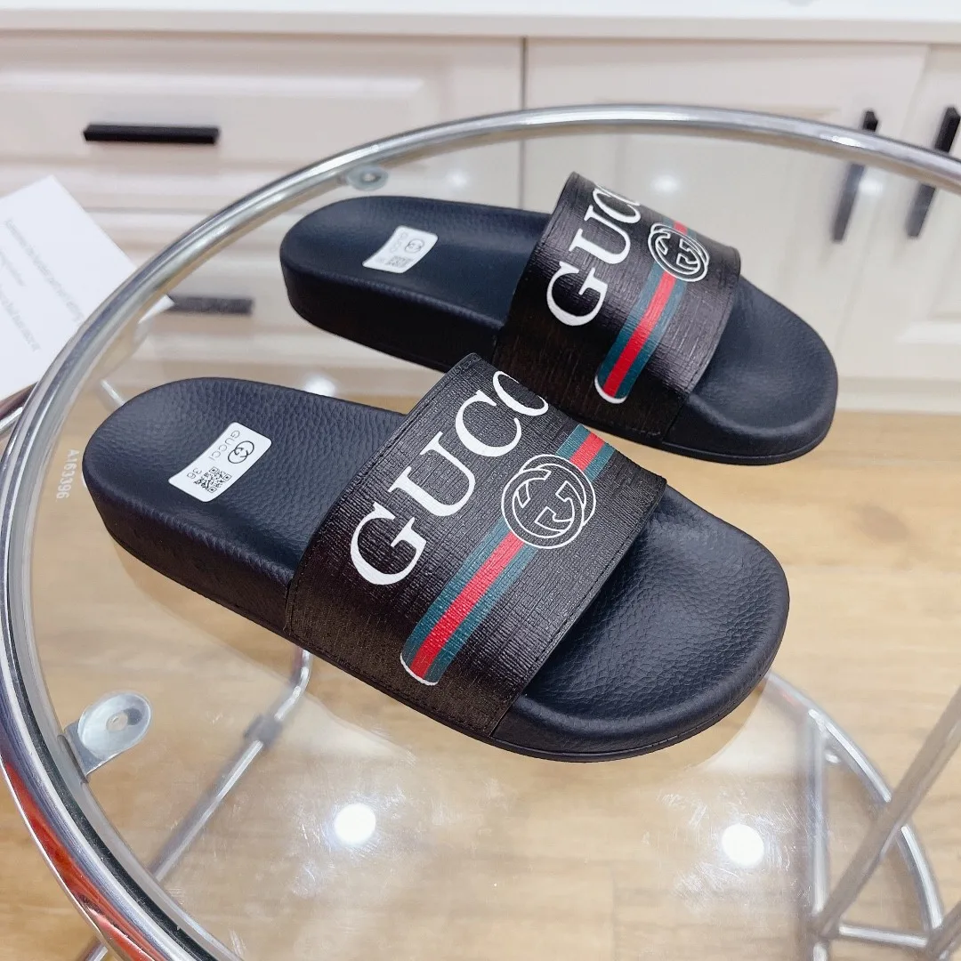 Gucci Women’s Logo Rubber Slide With Web Black - Image 7