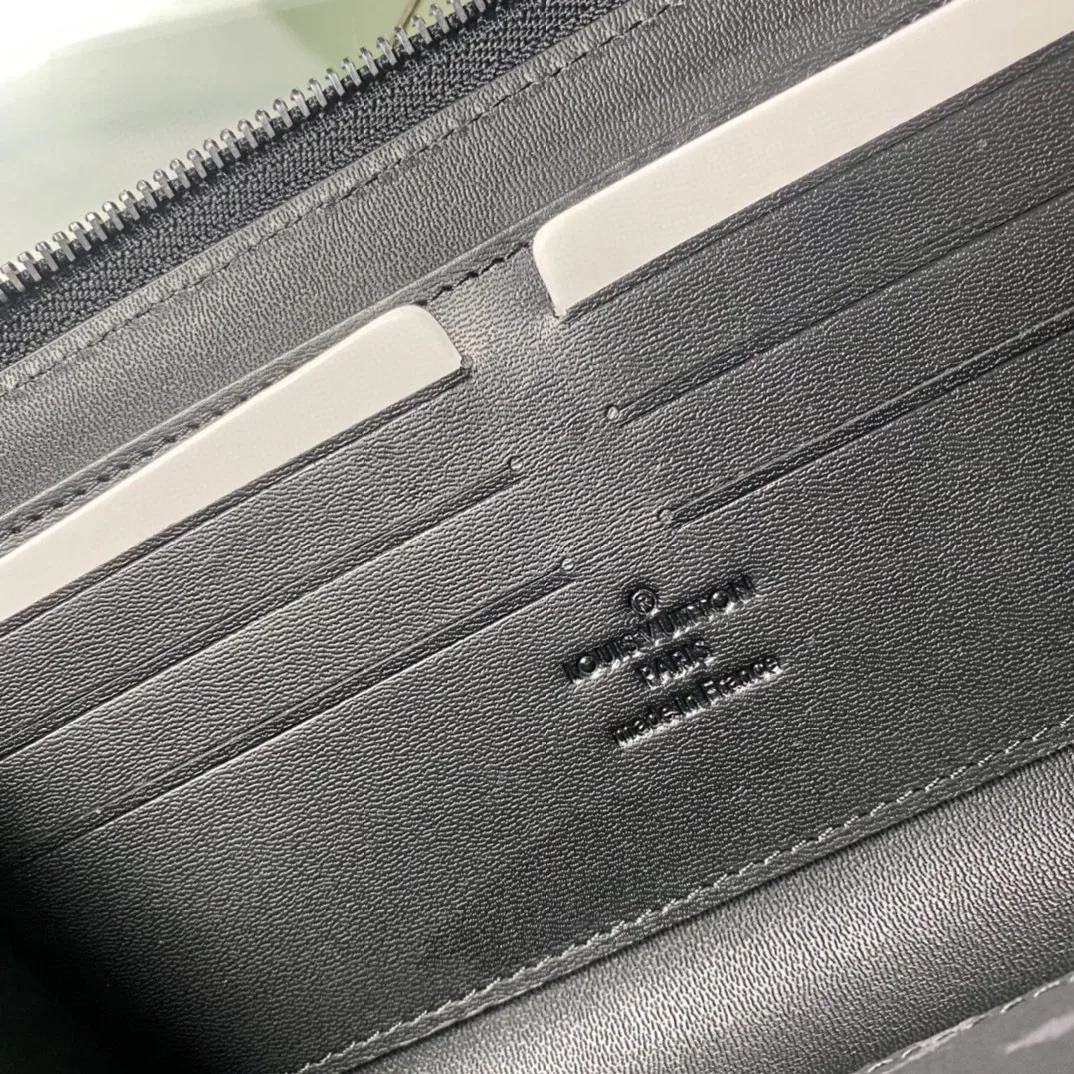Alternative view of Louis Vuitton Zippy Wallet Trunk Monogram Eclipse