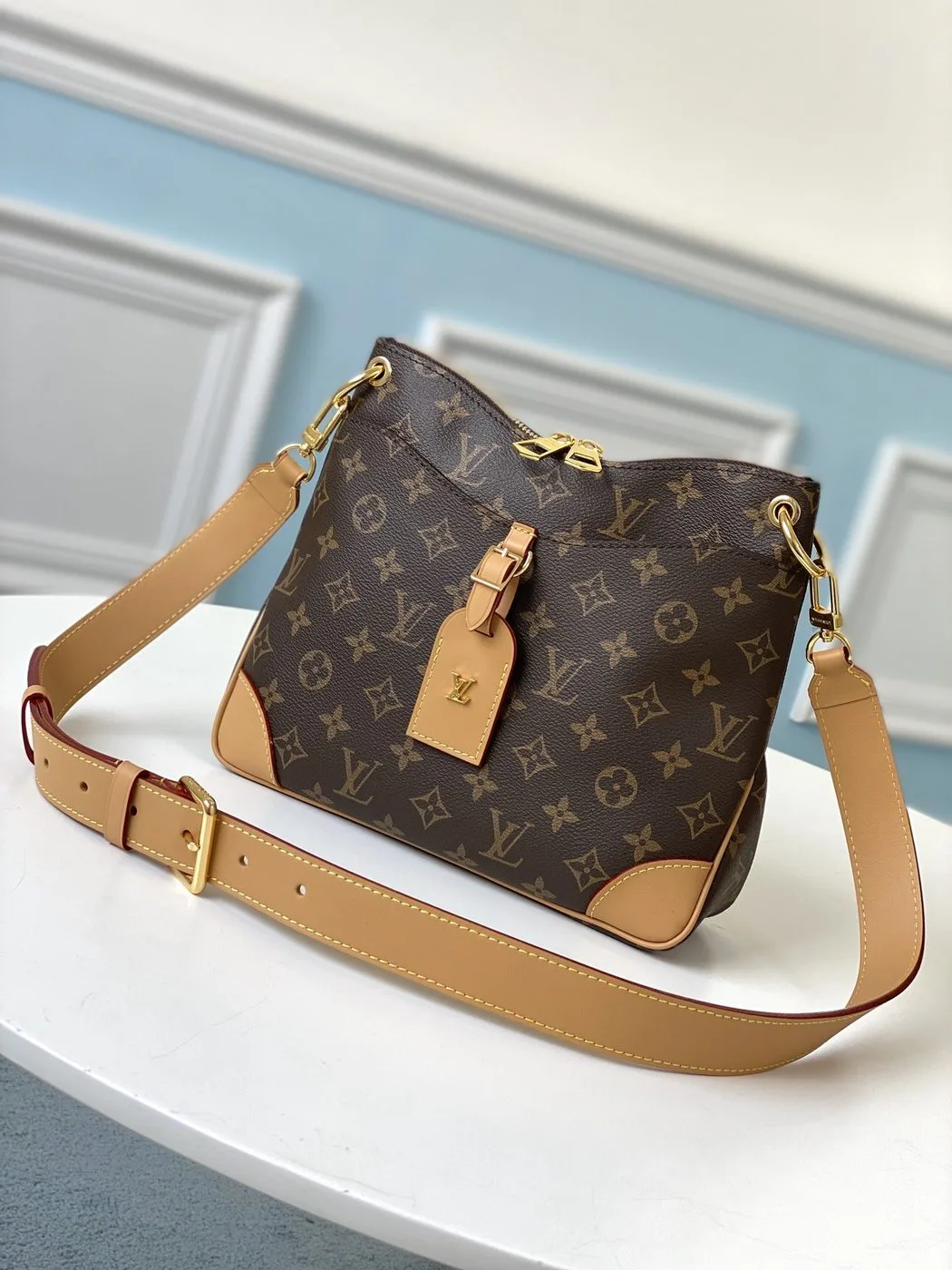 Alternative view of Louis Vuitton Louis Vuitton Odeon PM Brown /