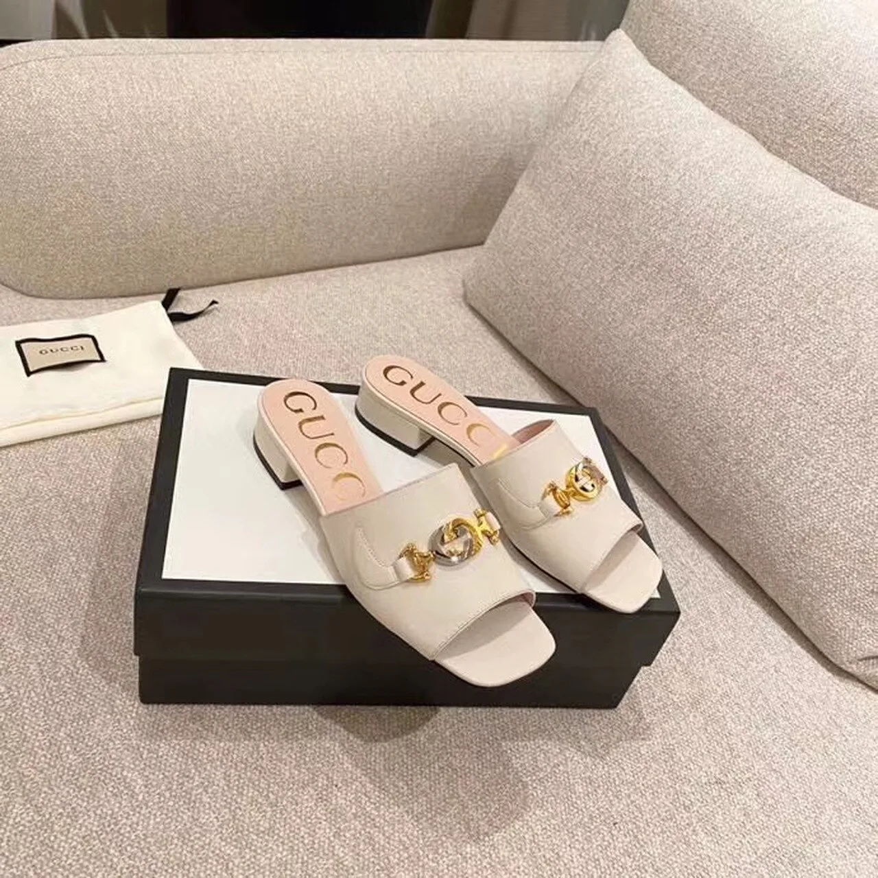Gucci Gucci Zumi Slide Sandals Beige - Image 4