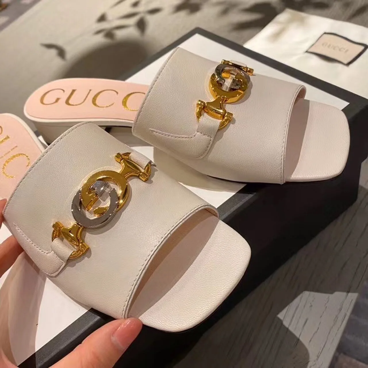 Gucci Gucci Zumi Slide Sandals Beige - Image 6