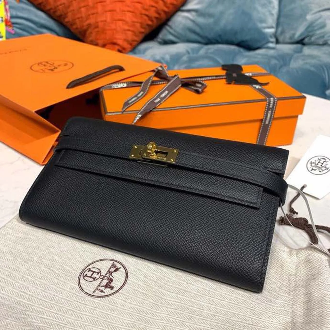 Alternative view of Hermes Kelly Wallet To Go Woc Black With Gold Toned Hardware Bag /