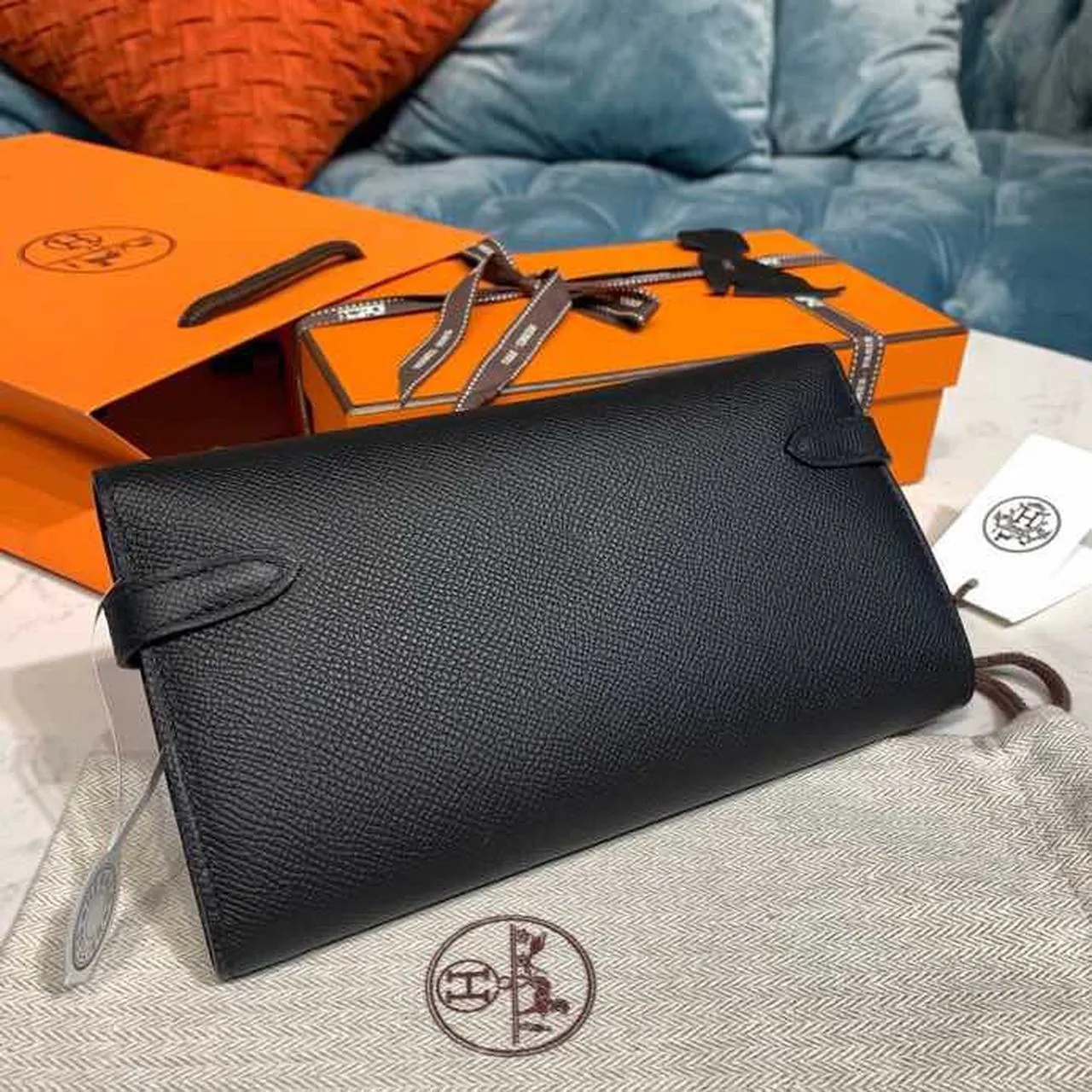 Hermes Kelly Wallet To Go Woc Black With Gold Toned Hardware Bag / - Image 8