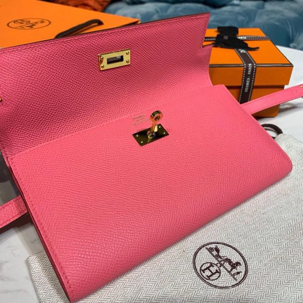 Hermes Kelly Wallet To Go Woc Pink With Gold Toned Hardware Bag / - Image 9